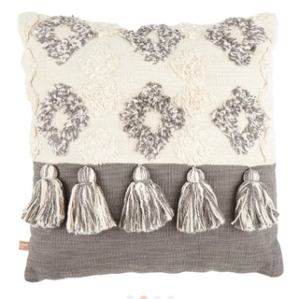 Summer & Rose Grey Tassel Throw Pillow Boho Plush Knit Accent Pillow w/ Cushion